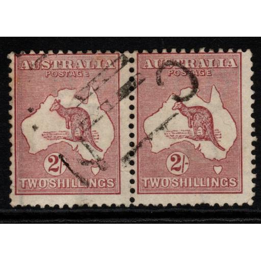 AUSTRALIA SG74 1924 2/= MAROON DIE II PAIR USED